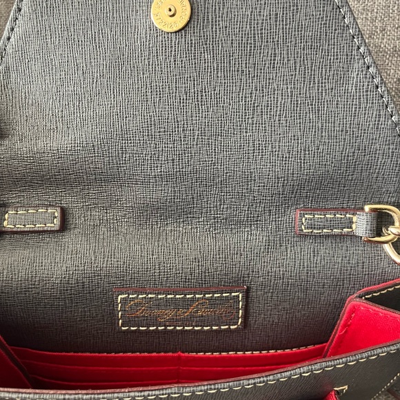 D&B crossbody - Picture 2 of 2